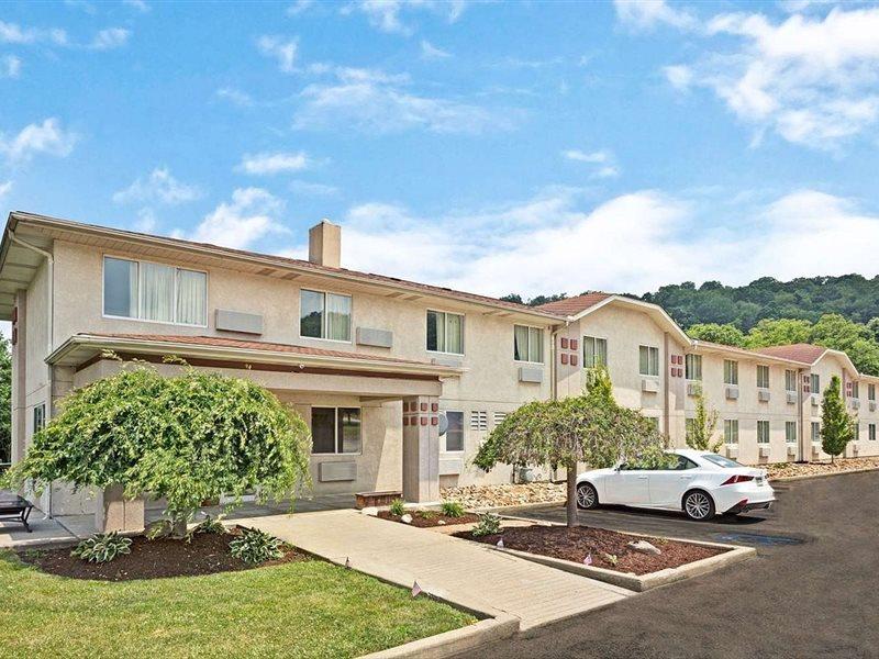 Super 8 By Wyndham Canonsburg/Pittsburgh Area Eksteriør bilde