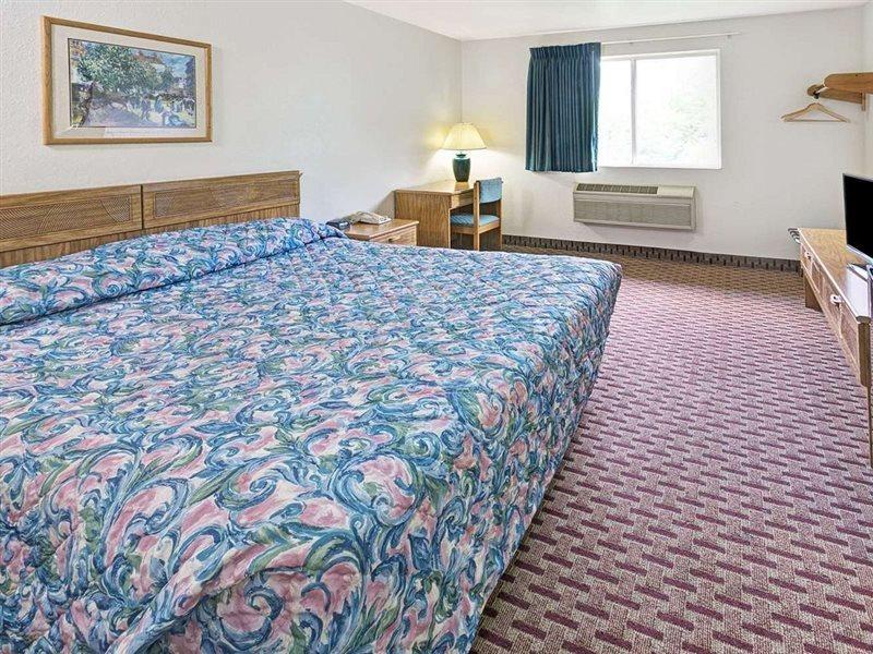 Super 8 By Wyndham Canonsburg/Pittsburgh Area Eksteriør bilde